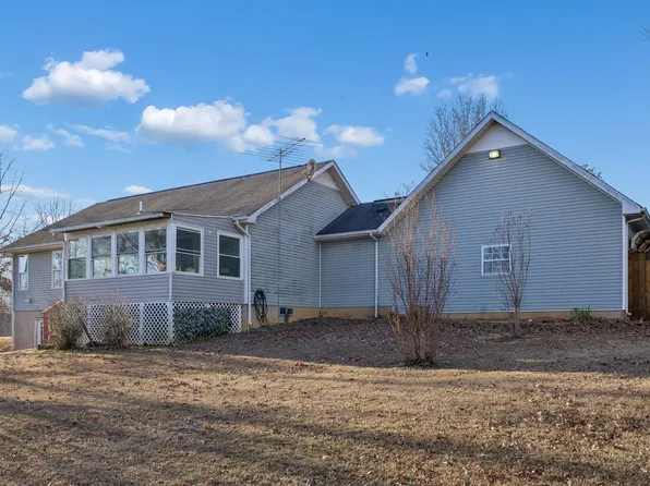 115 Boyd Ln, Hohenwald, TN 38462