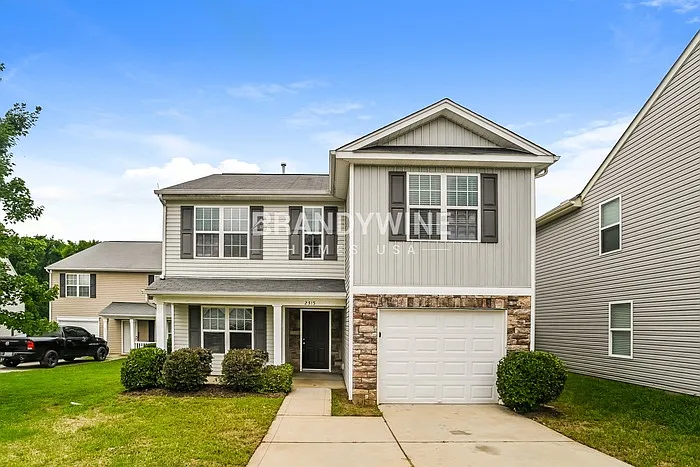 2315 Portola Ct — Photo 2