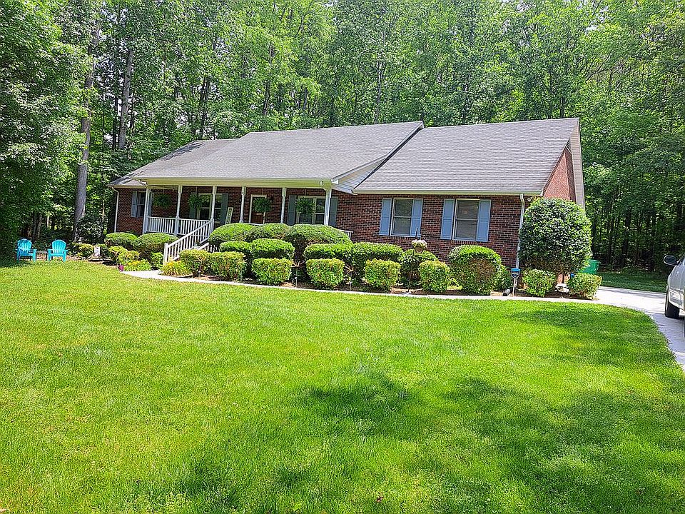 1st image of 810 Meadow Creek Church Rd