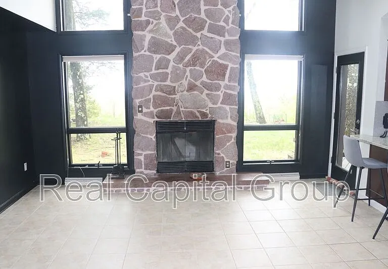 98 Beaver Dam Rd — Photo 6