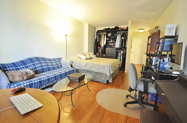 Rented by Keller Williams NYC | media 17