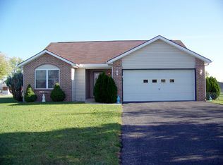 2595 Rocky Spring Rd, Chambersburg, PA 17201