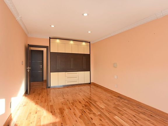 2nd image of 63-61 99th St APT F3