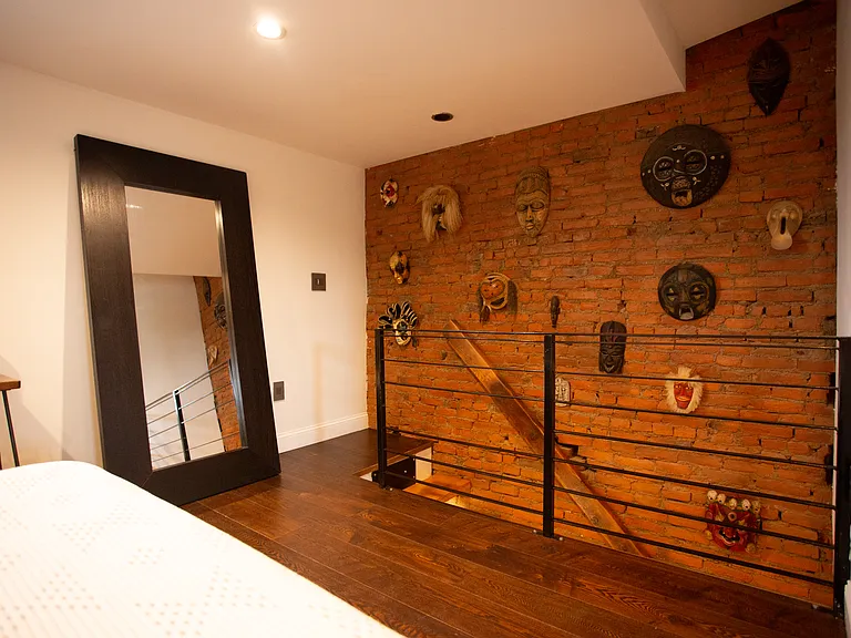 2404 E Cumberland St — Photo 22