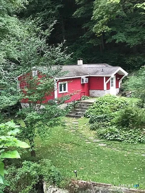 111 Redding Rd
