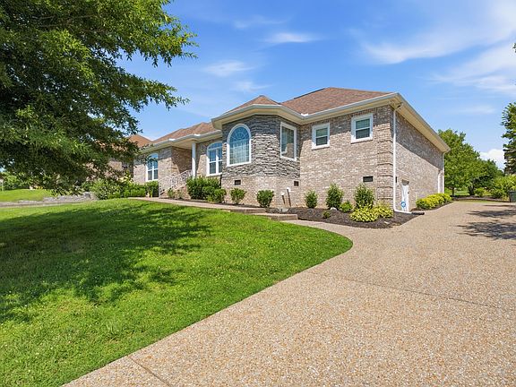 2nd image of 114 Collinwood Dr