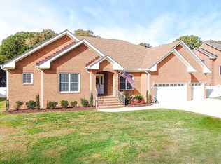 745 Avalon Ave, Virginia Beach, VA 23464