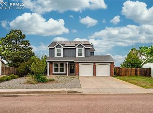 8680 Avens Cir, Colorado Springs, CO 80920