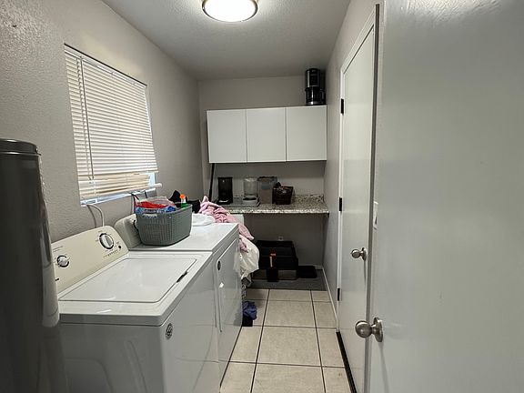 5th image of 3516 N Zircon Dr