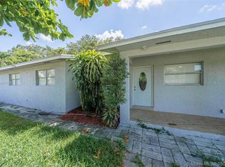 540 SW 15th Ave, Fort Lauderdale, FL 33312