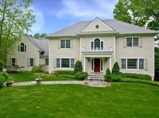 7 Gifford Lake Dr, Armonk, NY 10504