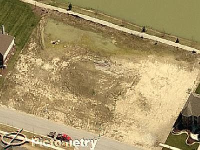 1st image of 15533 S Jeanne Ln
