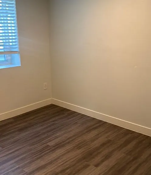 229 N Main St — Photo 14