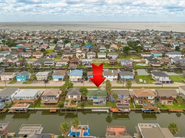 313 Ling St, Bayou Vista, TX 77563