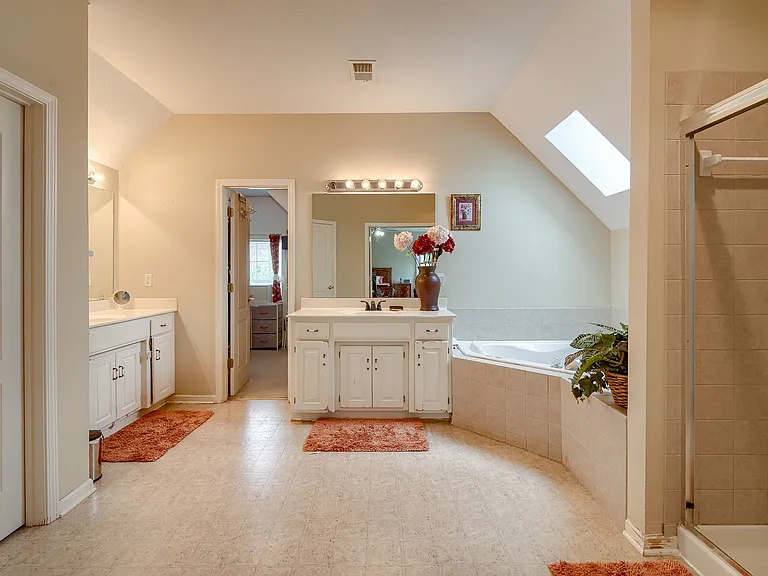 14533 Newton St — Photo 12