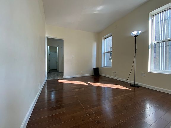 2nd image of 518 W 136th St APT 4