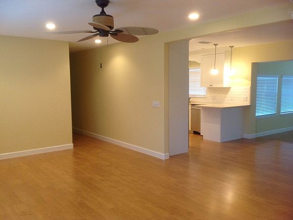 3rd image of 1556 Lake Clay Dr