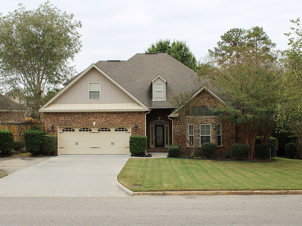502 Ambrose Ln