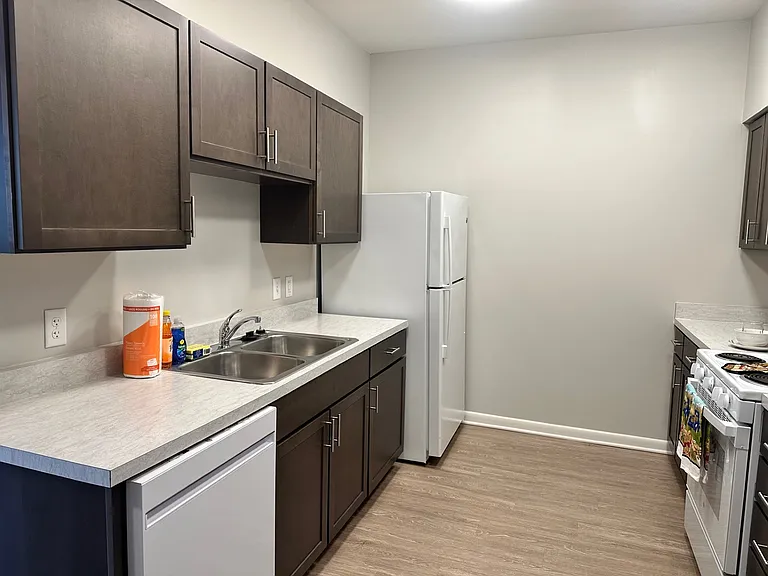 Forest Glen Senior Apartments 62+ — Photo 9