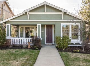 61571 Odell Lake Dr, Bend, OR 97702