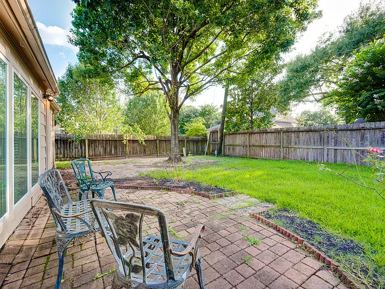 1722 S Kirkwood Rd — Photo 59