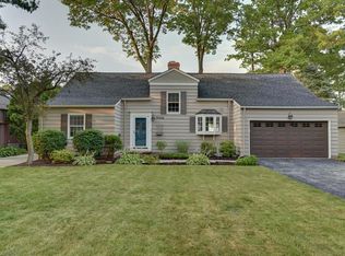 30506 Lake Rd, Bay Village, OH 44140