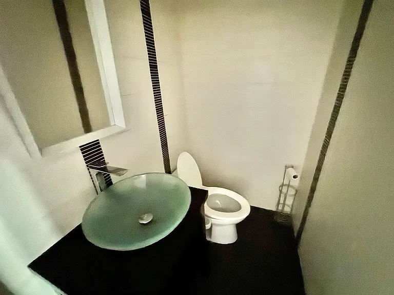 12 Underhill Ave #1R — Photo 11