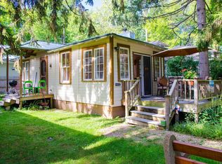 16032 Lakeshore Rd #D, Union Pier, MI 49129