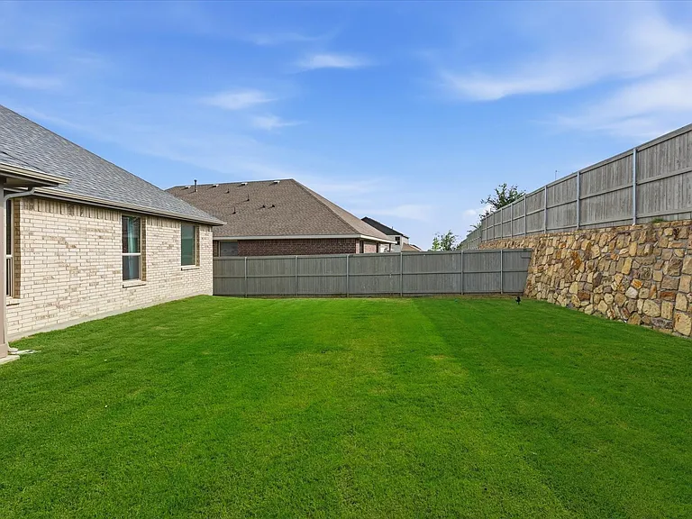 1212 Trailblazer Way — Photo 24