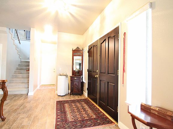 2nd image of 2548 E Evergreen Ave