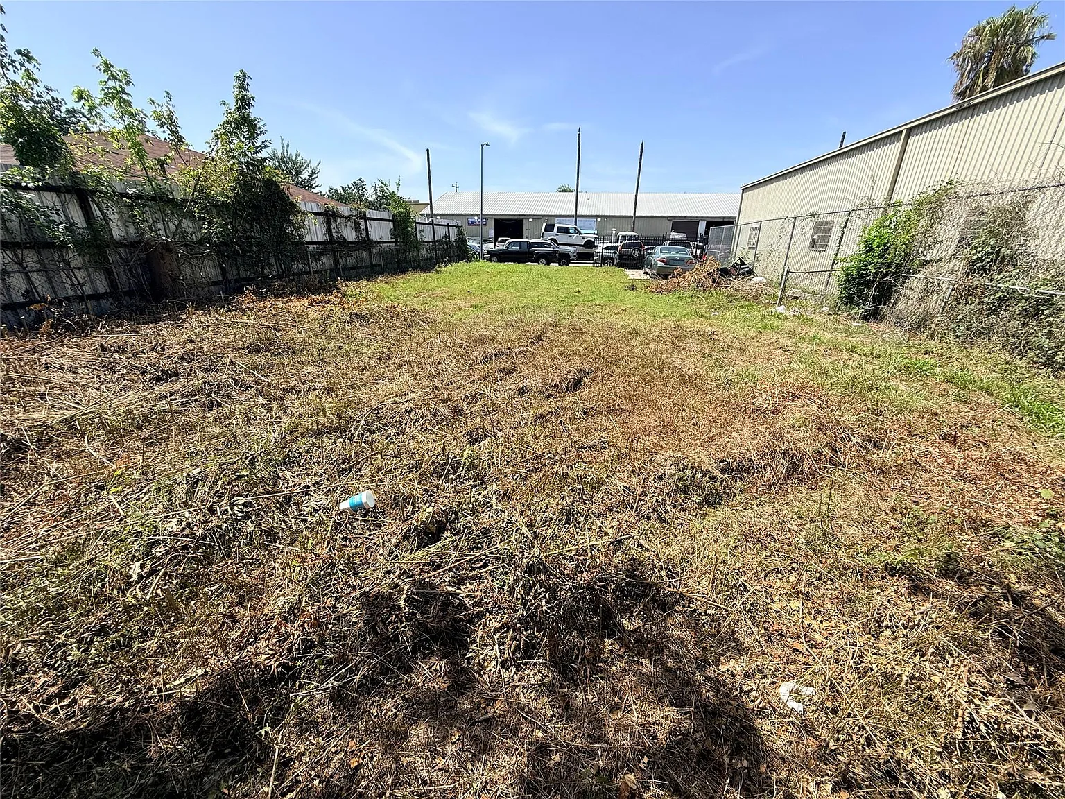 Studio, 1100 sqft, $1,700 — Photo 3