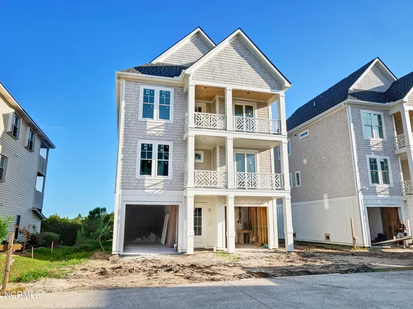 611 S Topsail Drive #B, Surf City, NC 28445