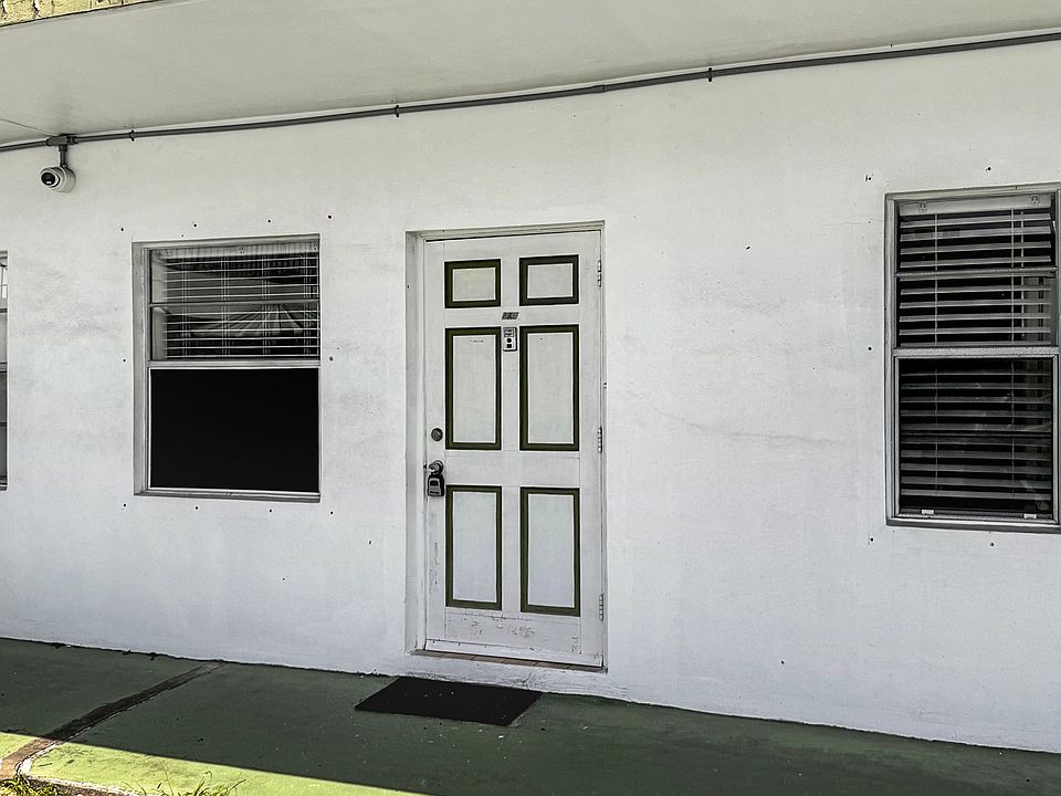 1st image of 2219 Polk St APT 8A