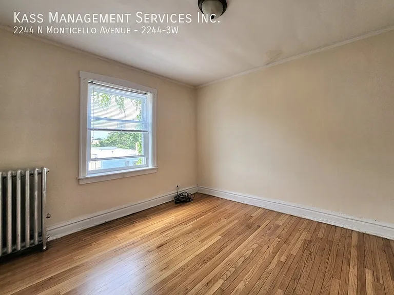 2244 N Monticello Ave #3W — Photo 7