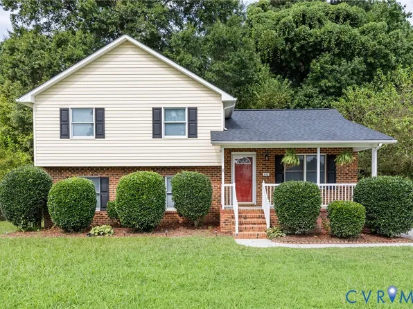 636 Cabin Creek Dr, Hopewell, VA 23860