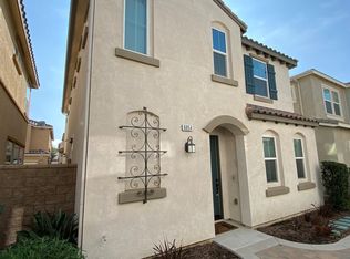 6054 Snapdragon St, Eastvale, CA 92880