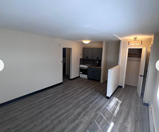 3rd image of 1952 Maryland Ave E #17