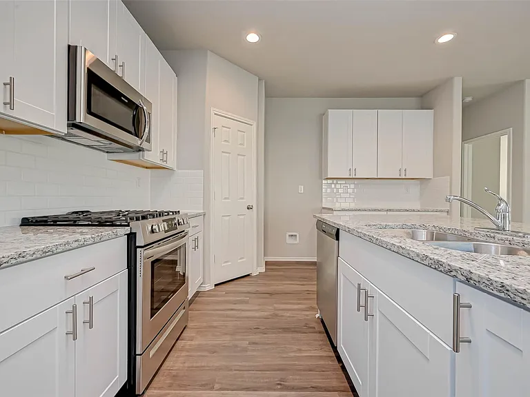 214 Cumberland Forest Dr — Photo 15