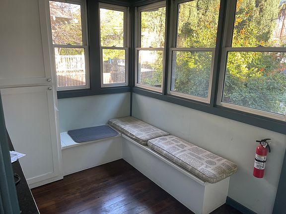 3rd image of 417 21st St