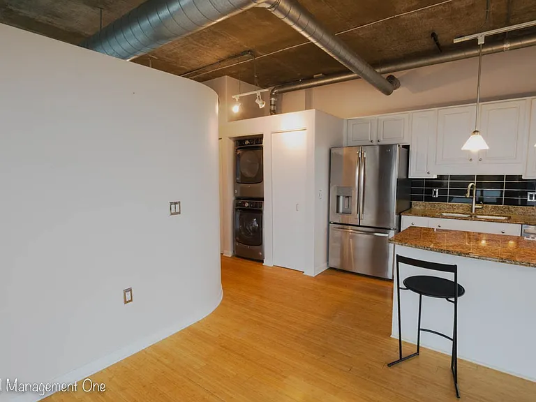 100 W 5th St #507 — Photo 6
