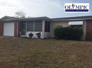 9035 Sterling Ln, Port Richey, FL 34668