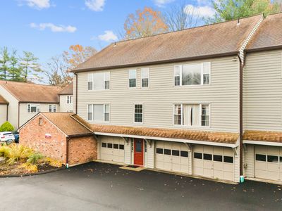 35 Village Walk #35, Wilton, CT, 06897