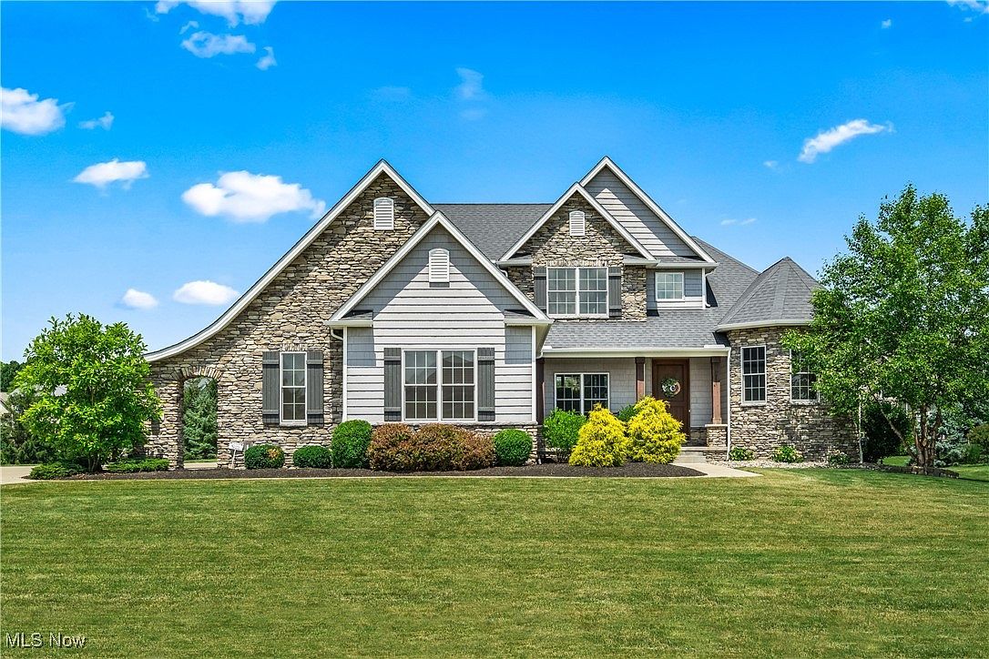 4269 Fox Glen Dr, Medina, OH 44256 | Zillow