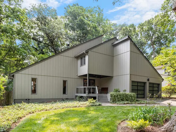 4212 Wingate Dr, Raleigh, NC 27609