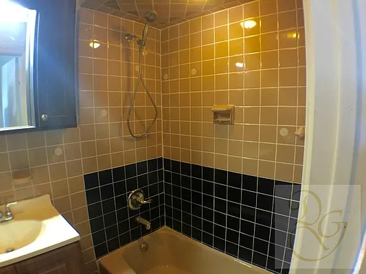 Rented by Dorsa Group | media 17