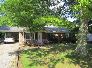 5405 Macy Grove Rd, Kernersville, NC 27284