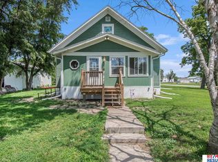 675 County Road 12 Ct, Riverside, NE 68057