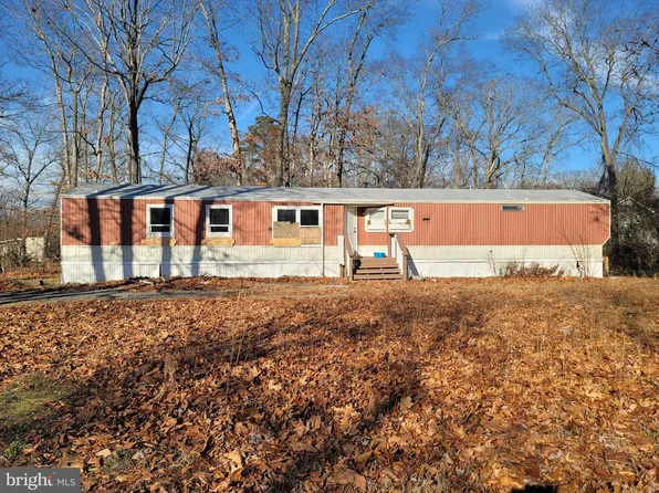 7500 Whittier Dr, Millville, NJ 08332
