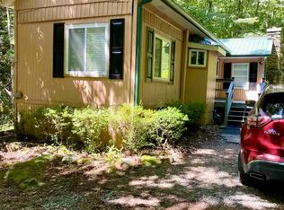 1554 Creek Rd, Hiawassee, GA 30546