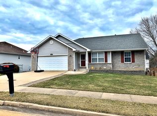 3904 Mint Julep Dr, Columbia, MO 65202